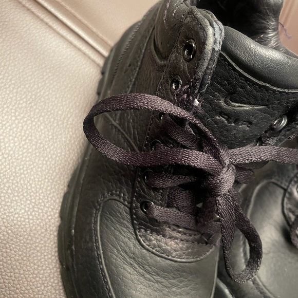 Nike Airmax Goadome Boots kids Size 10 - Picture 9 of 11